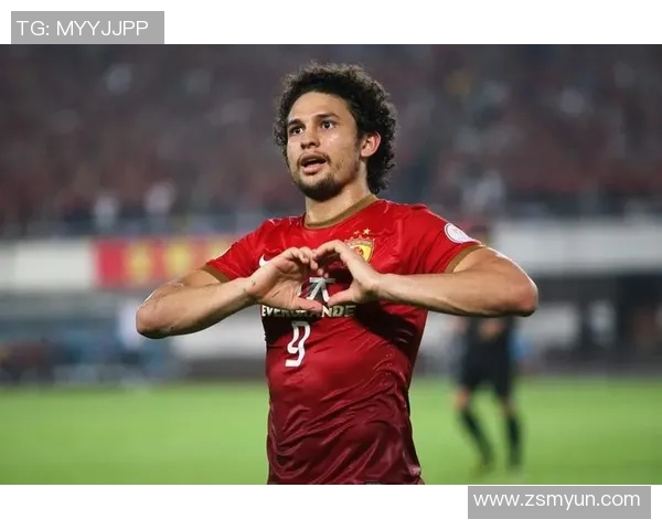 足球明星埃尔克森的传奇旅程与对中国足球的深远影响